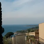 아파트 Regina